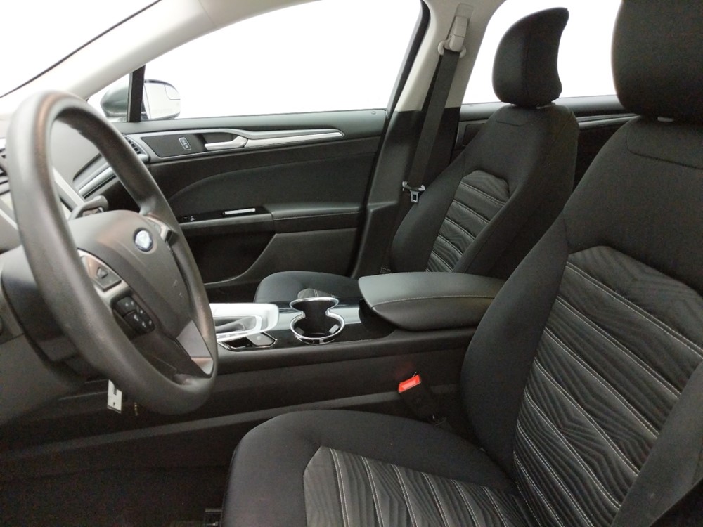 2016 Ford Fusion - Driver Front Seat