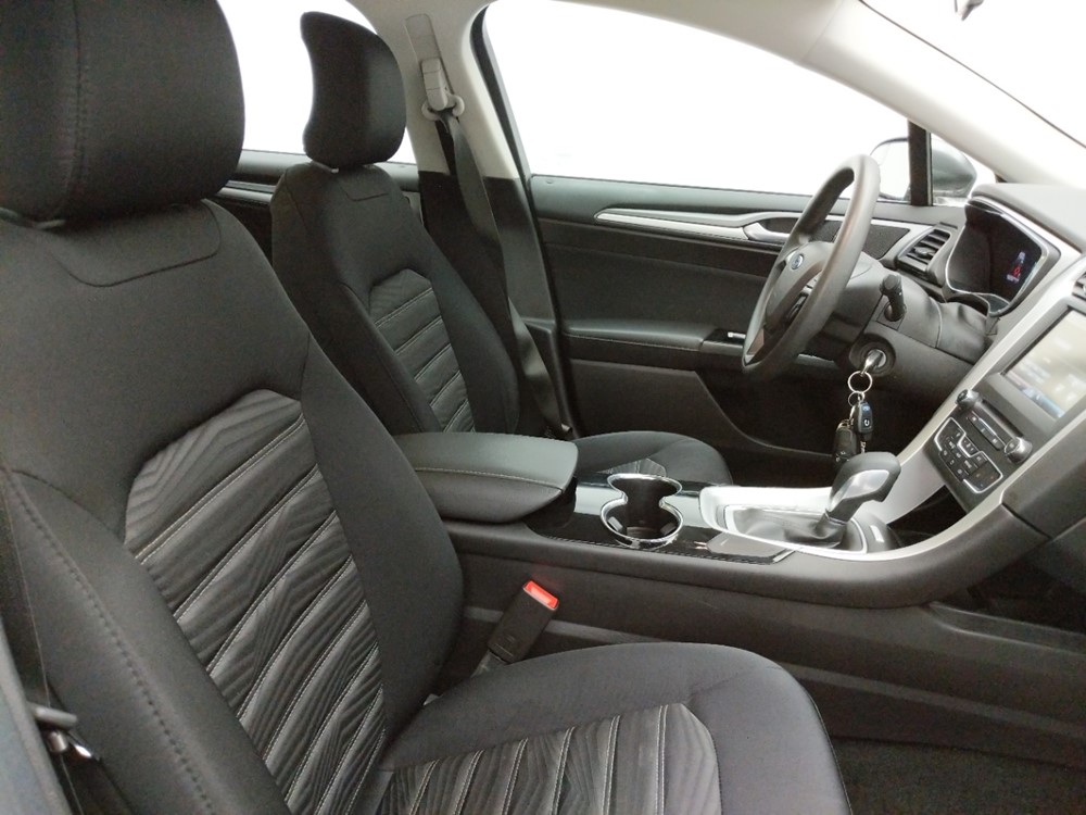 2016 Ford Fusion - Passenger Front Seat