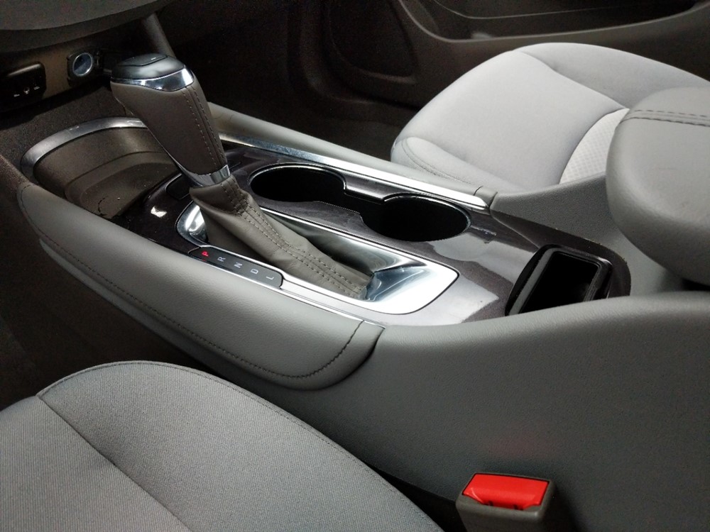 2016 Chevrolet Malibu - Center Console/Cup Holders
