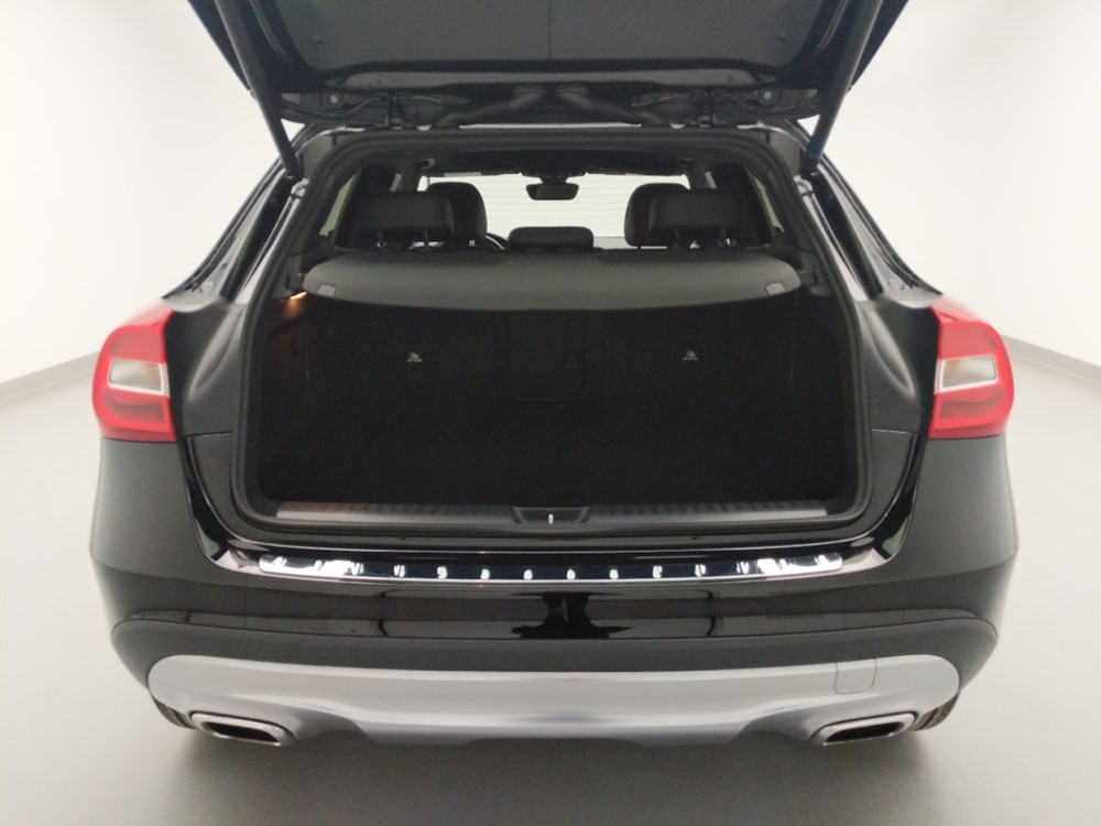 2016 Mercedes-Benz GLA250 - Trunk