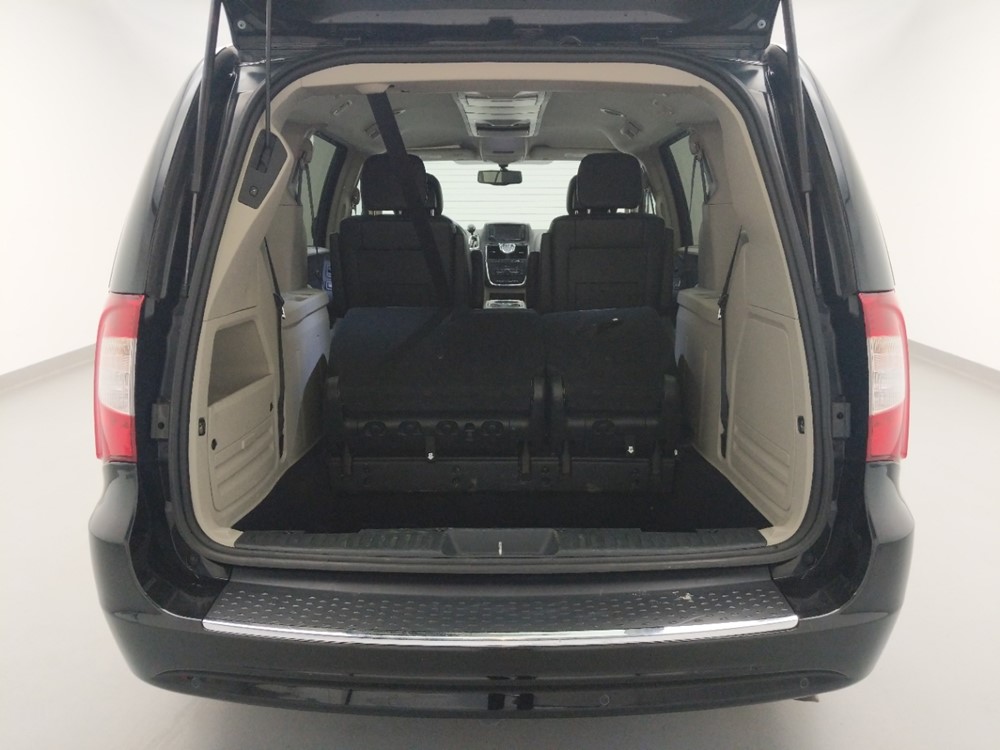2016 Chrysler Town and Country - Trunk