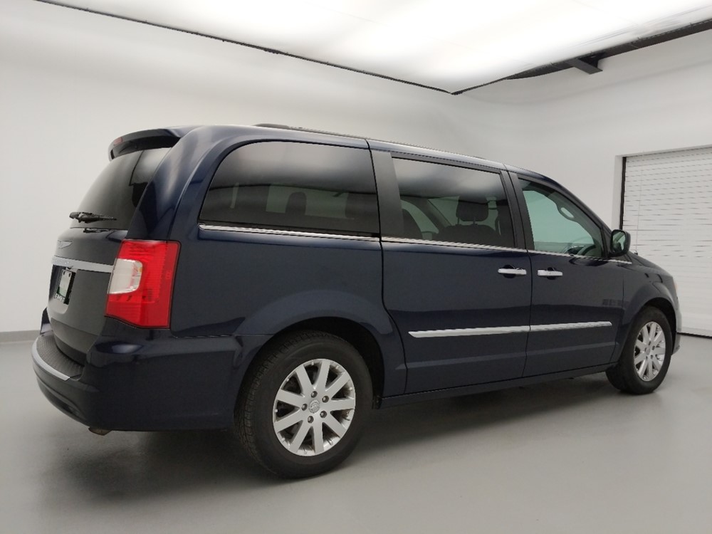 2016 Chrysler Town and Country - Passenger Rear Side
