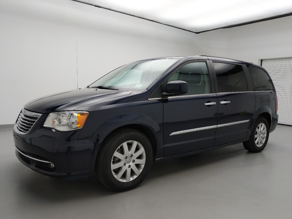 2016 Chrysler Town and Country - Driver Front Side