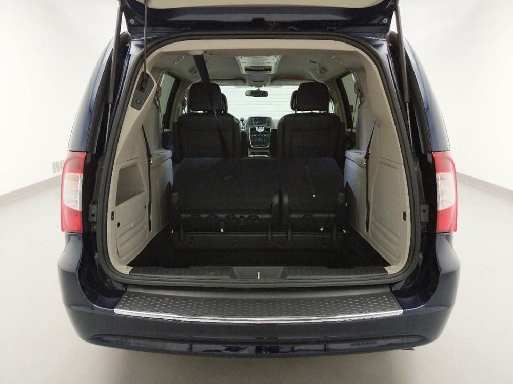 2016 Chrysler Town and Country - Trunk