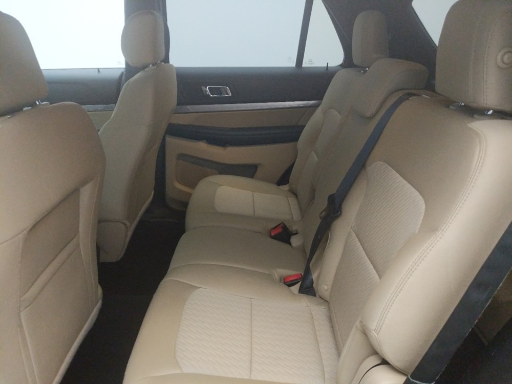 2016 Ford Explorer - Driver Rear Seat