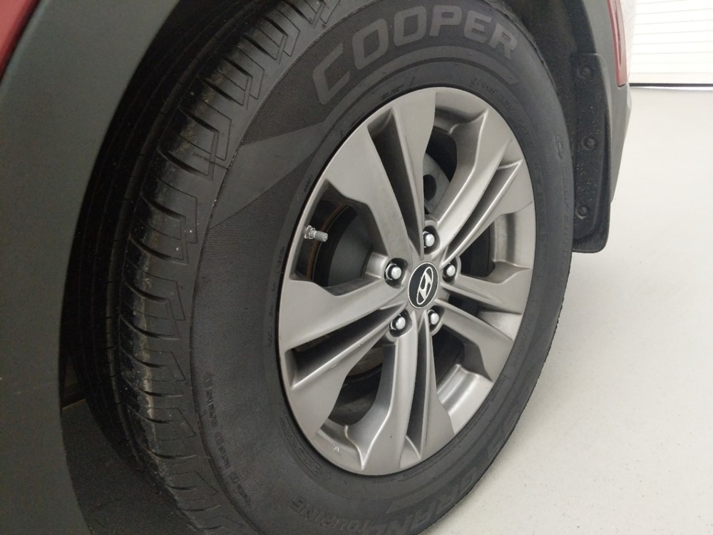 2013 Hyundai Santa Fe - Wheel