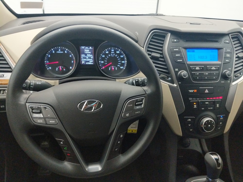 2013 Hyundai Santa Fe - Driver Dash