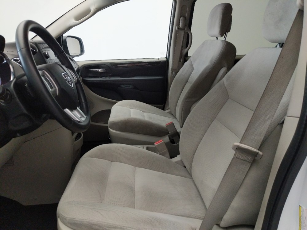 2016 Dodge Grand Caravan - Driver Front Seat