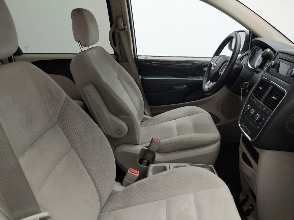 2016 Dodge Grand Caravan - Passenger Front Seat