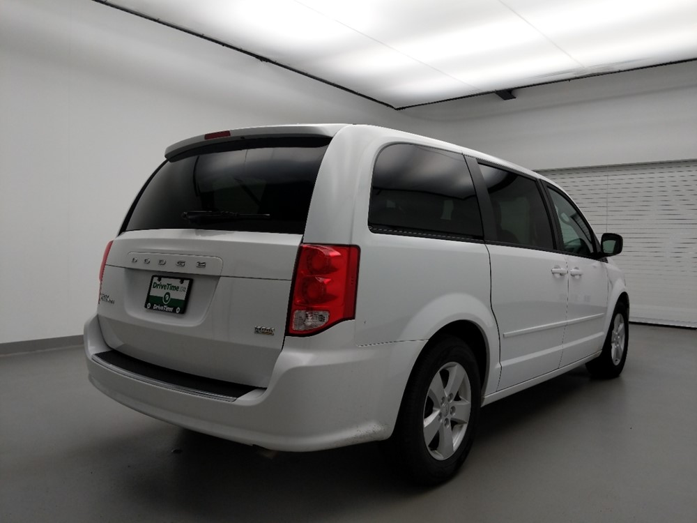 2016 Dodge Grand Caravan - Passenger Rear Bumper