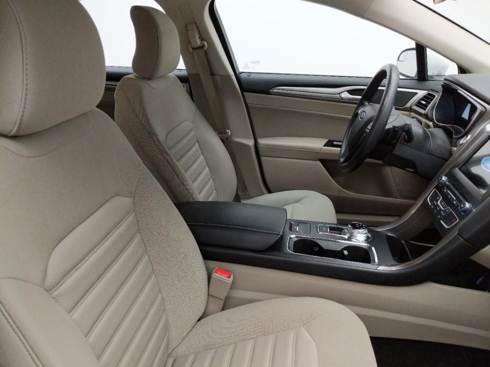 2017 Ford Fusion - Passenger Front Seat