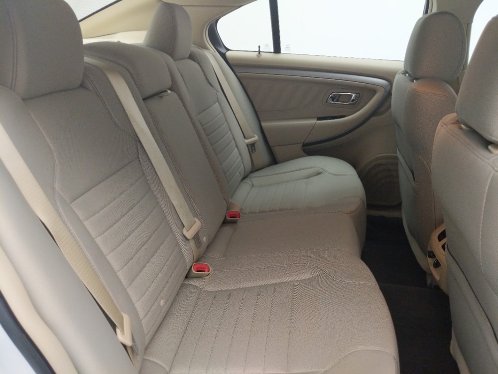 2015 Ford Taurus - Passenger Rear Seat