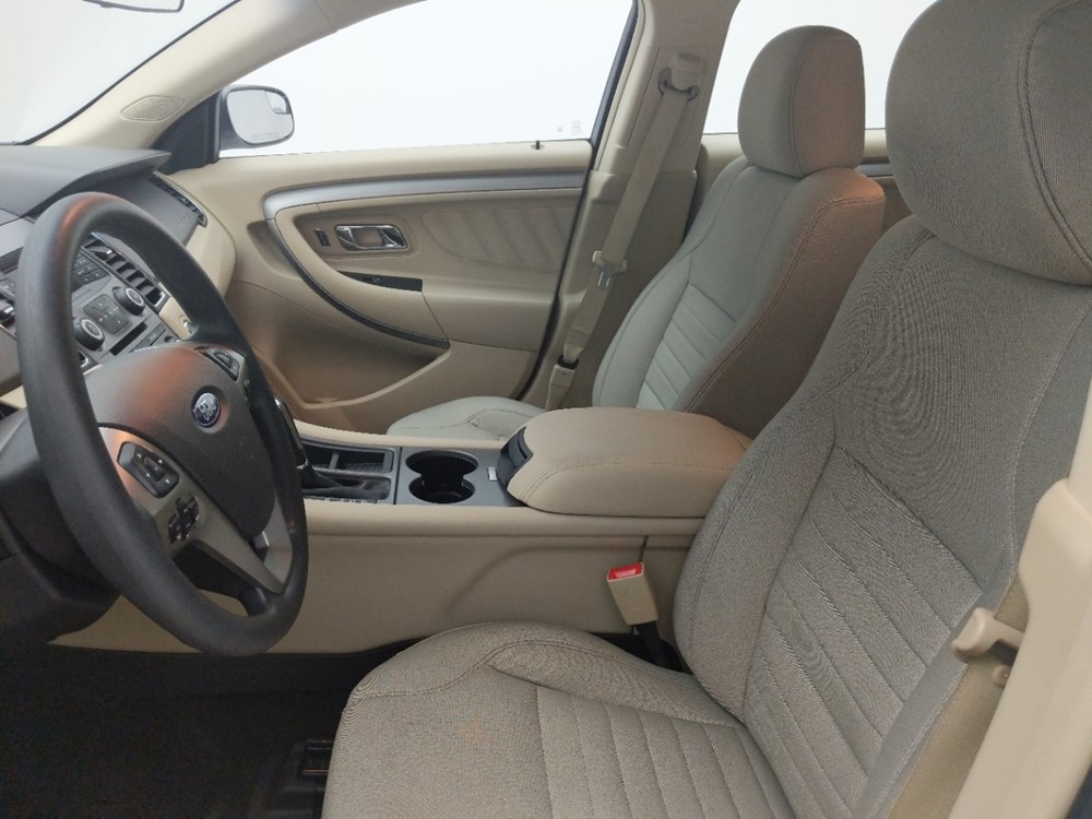 2015 Ford Taurus - Driver Front Seat