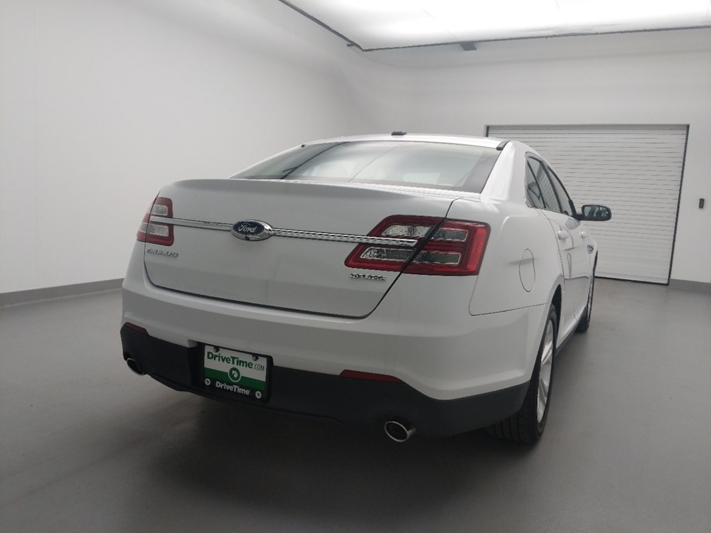 2015 Ford Taurus - Passenger Rear Trunk