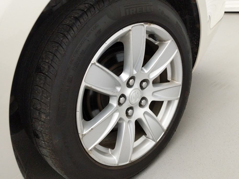 2012 Buick LaCrosse - Wheel