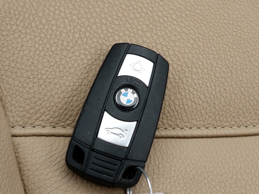 2010 BMW 328i - Keys
