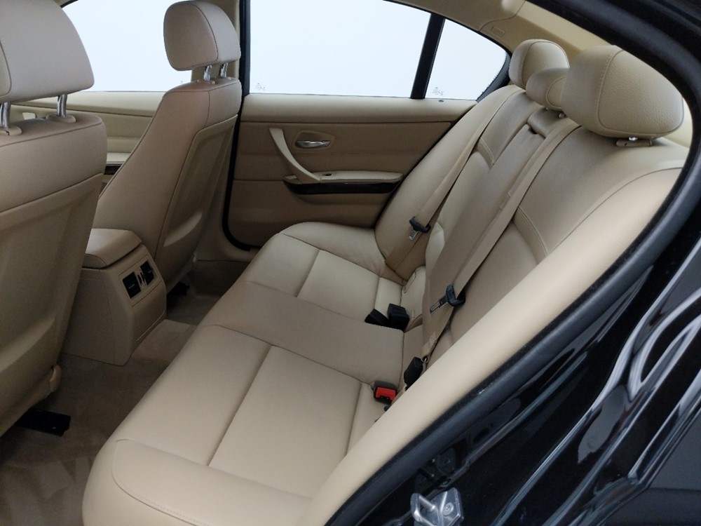 2010 BMW 328i - Driver Rear Seat