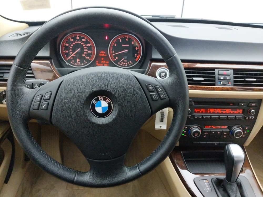 2010 BMW 328i - Driver Dash