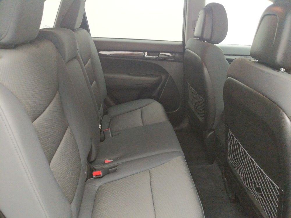 2013 Kia Sorento - Passenger Rear Seat