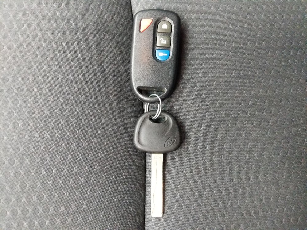 2013 Kia Sorento - Keys