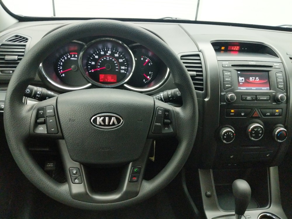 2013 Kia Sorento - Driver Dash