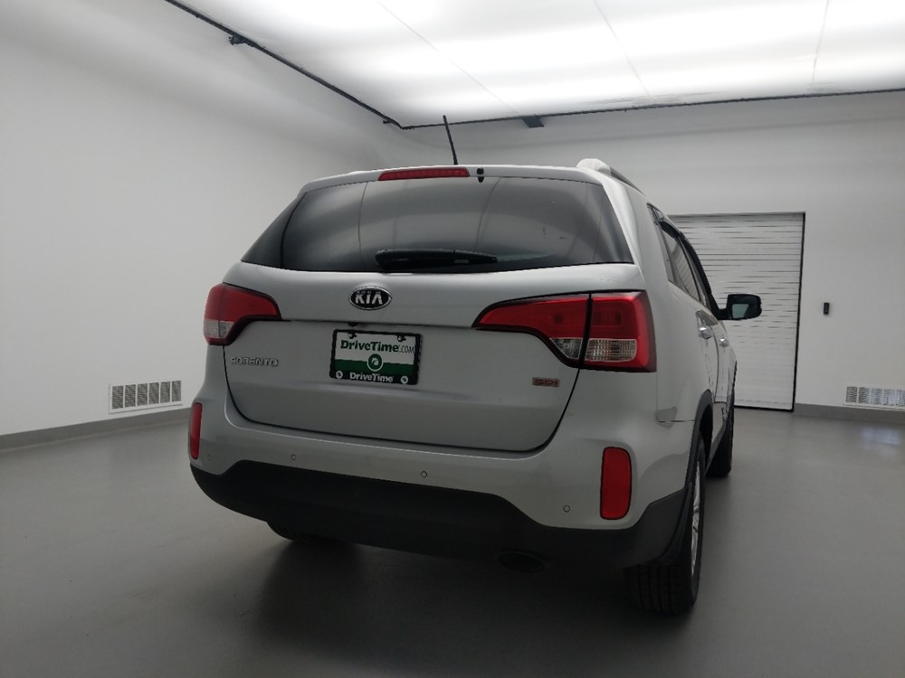 2015 Kia Sorento - Passenger Rear Trunk