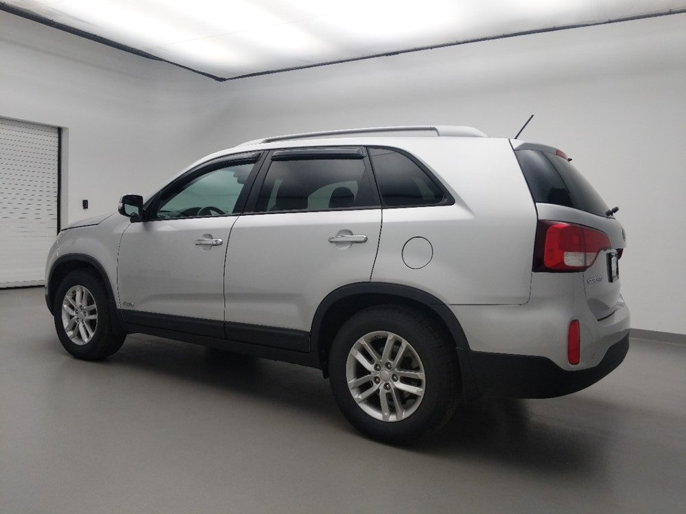 2015 Kia Sorento - Driver Rear Side