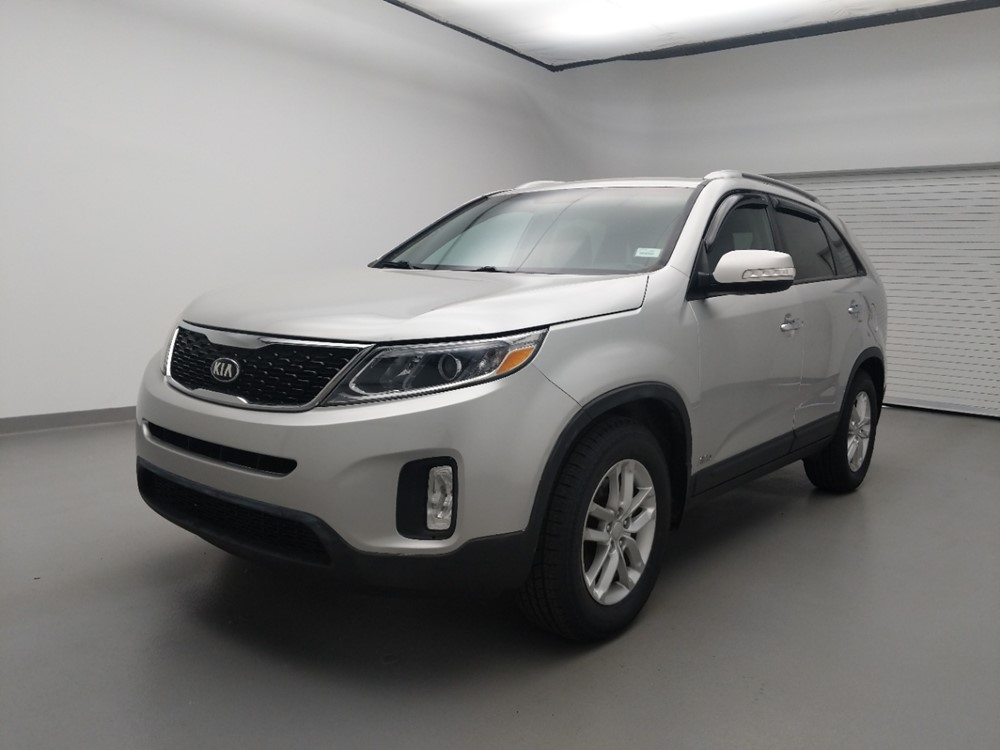 2015 Kia Sorento - Driver Front Bumper