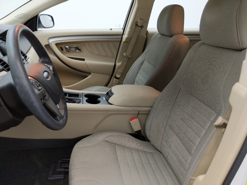 2015 Ford Taurus - Driver Front Seat