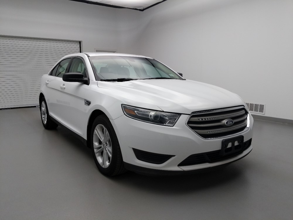 2015 Ford Taurus - Passenger Front Bumper
