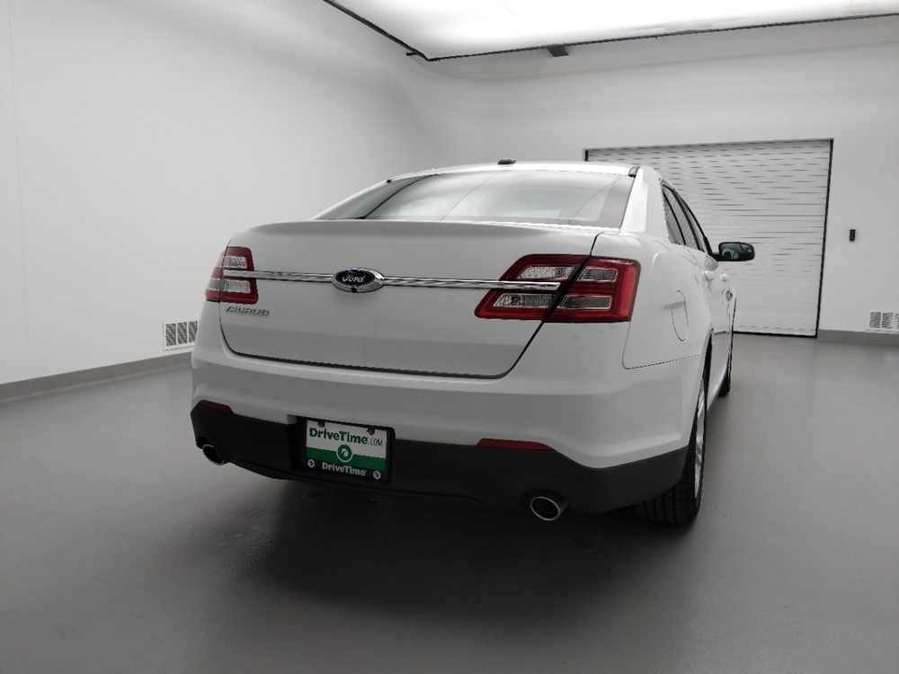 2015 Ford Taurus - Passenger Rear Trunk