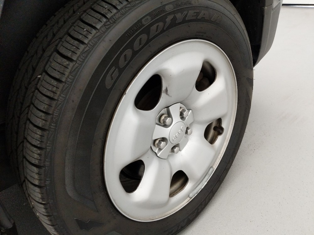 2016 Jeep Cherokee - Wheel