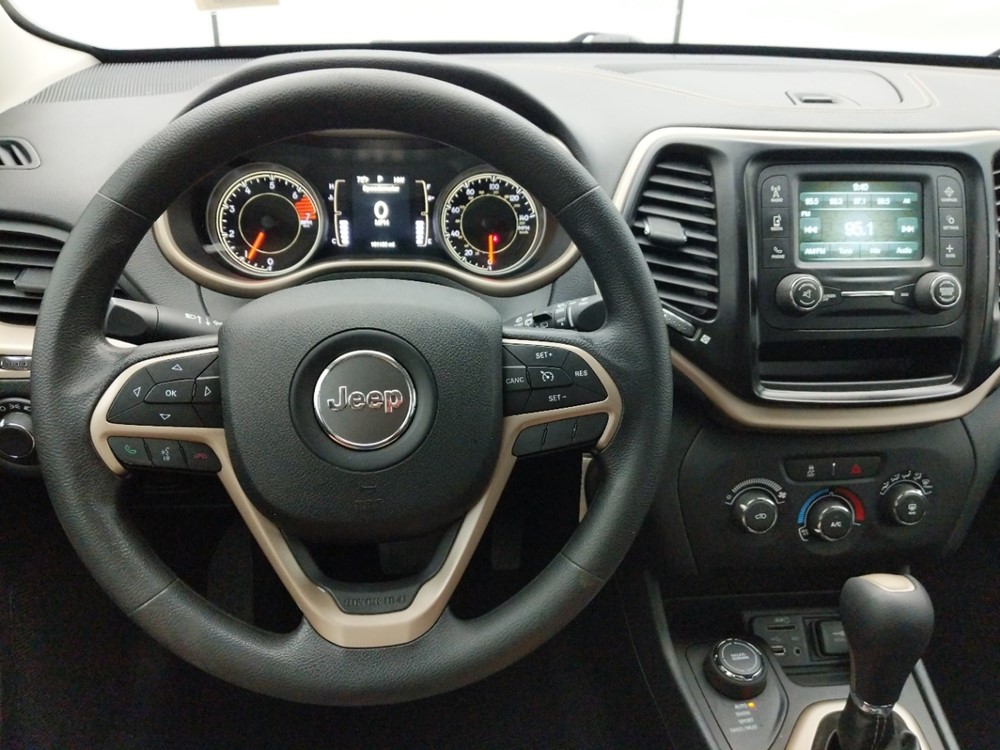 2016 Jeep Cherokee - Driver Dash