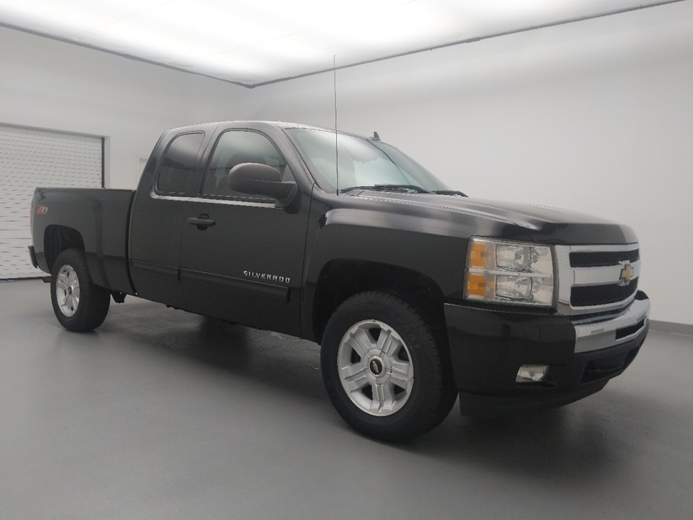 2011 Chevrolet Silverado 1500 - Passenger Front Side