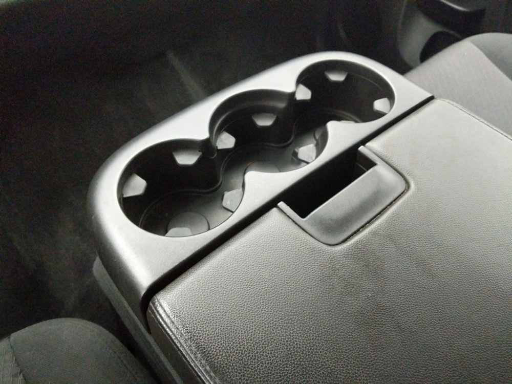 2011 Chevrolet Silverado 1500 - Center Console/Cup Holders
