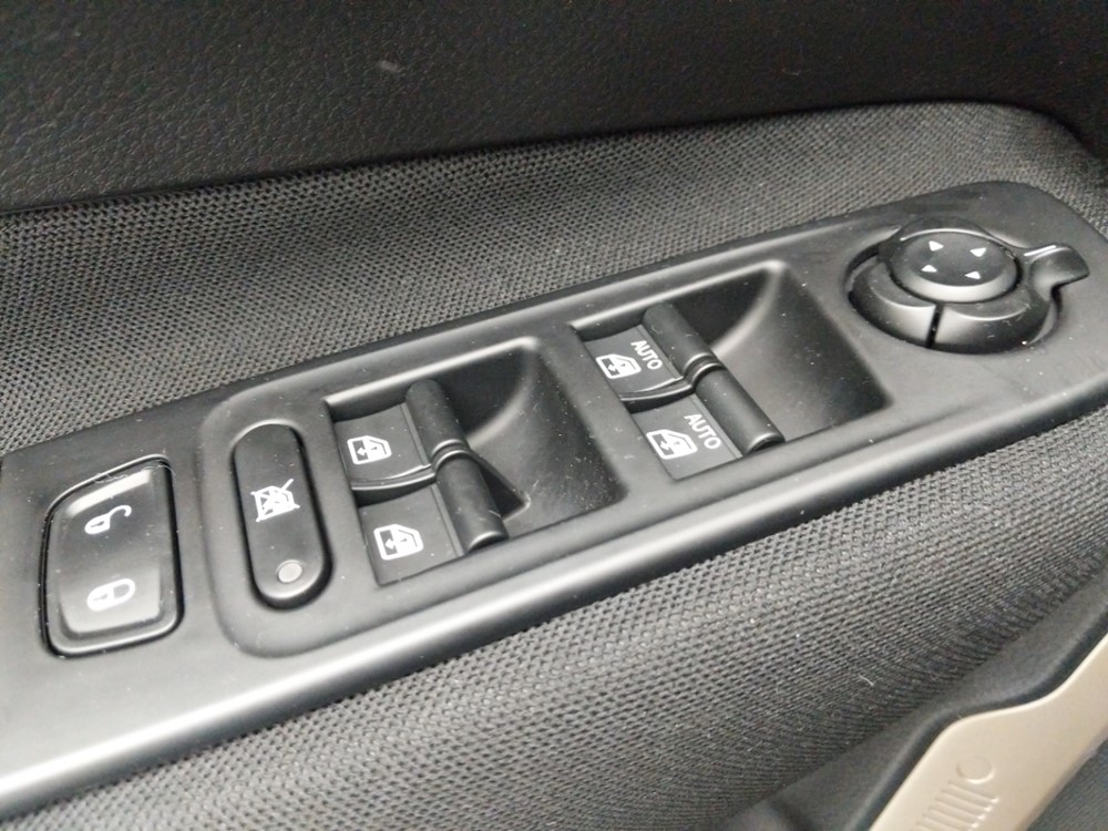 2017 Jeep Renegade - Driver Power Windows/Lock Control
