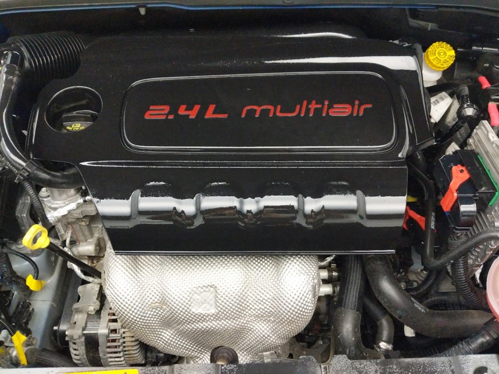 2017 Jeep Renegade - Engine