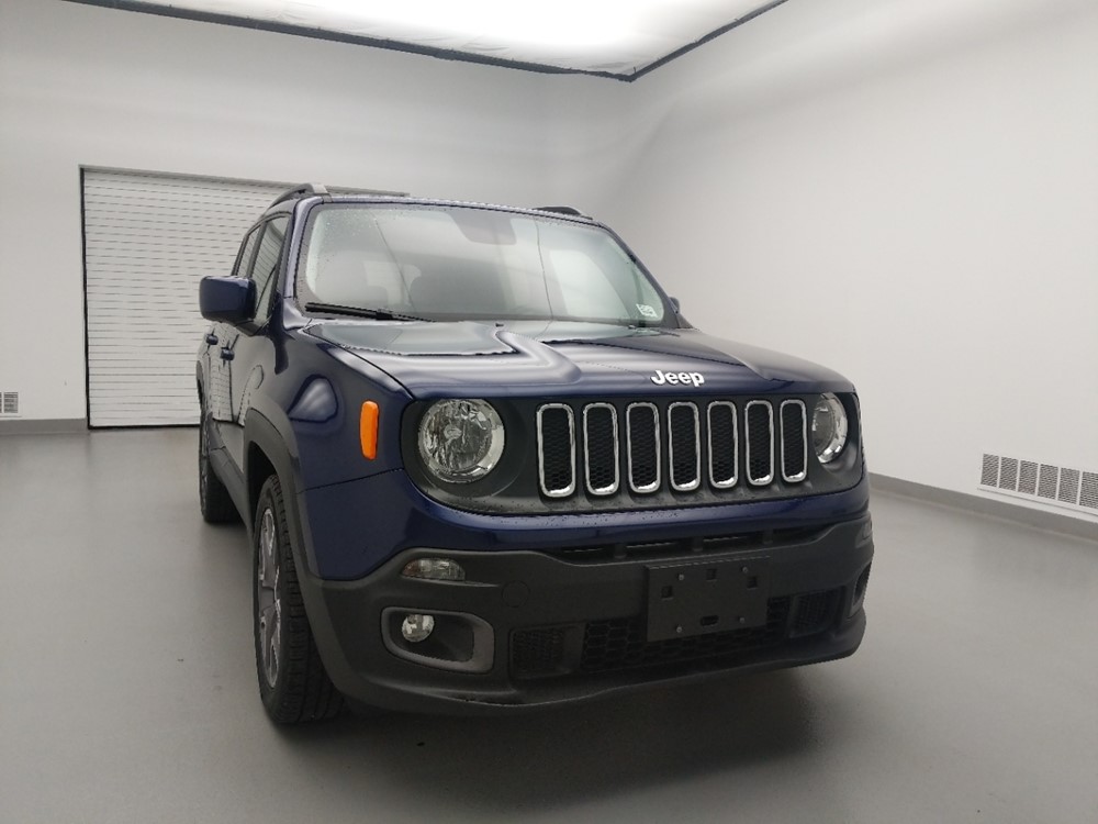 2017 Jeep Renegade - Passenger Front Hood