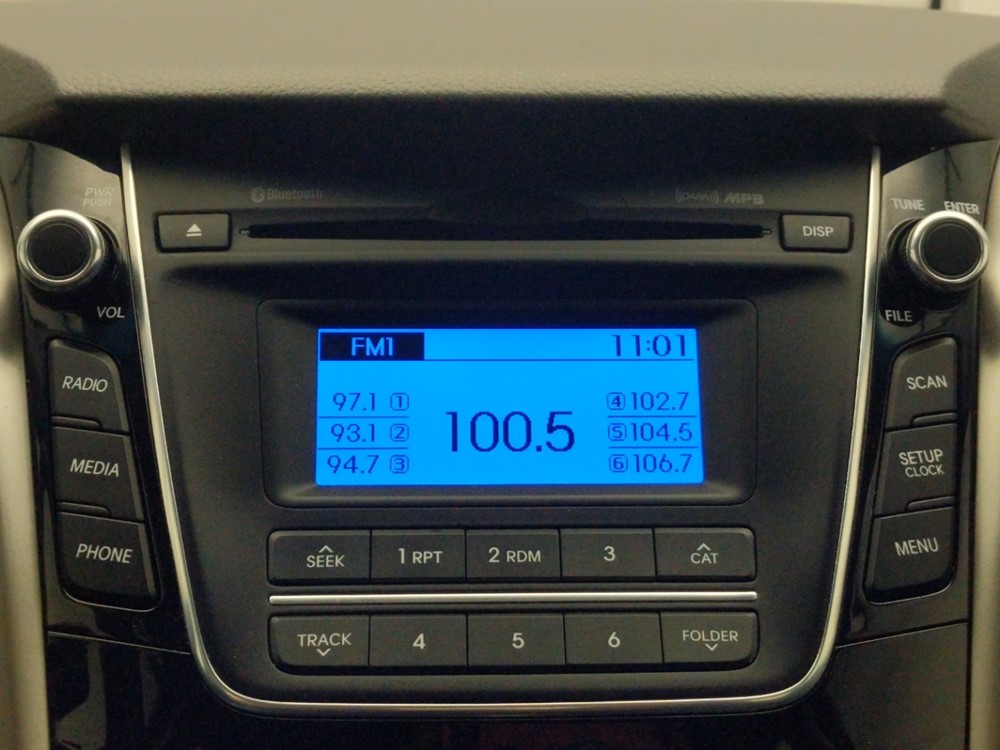 2017 Hyundai Elantra - Stereo Package