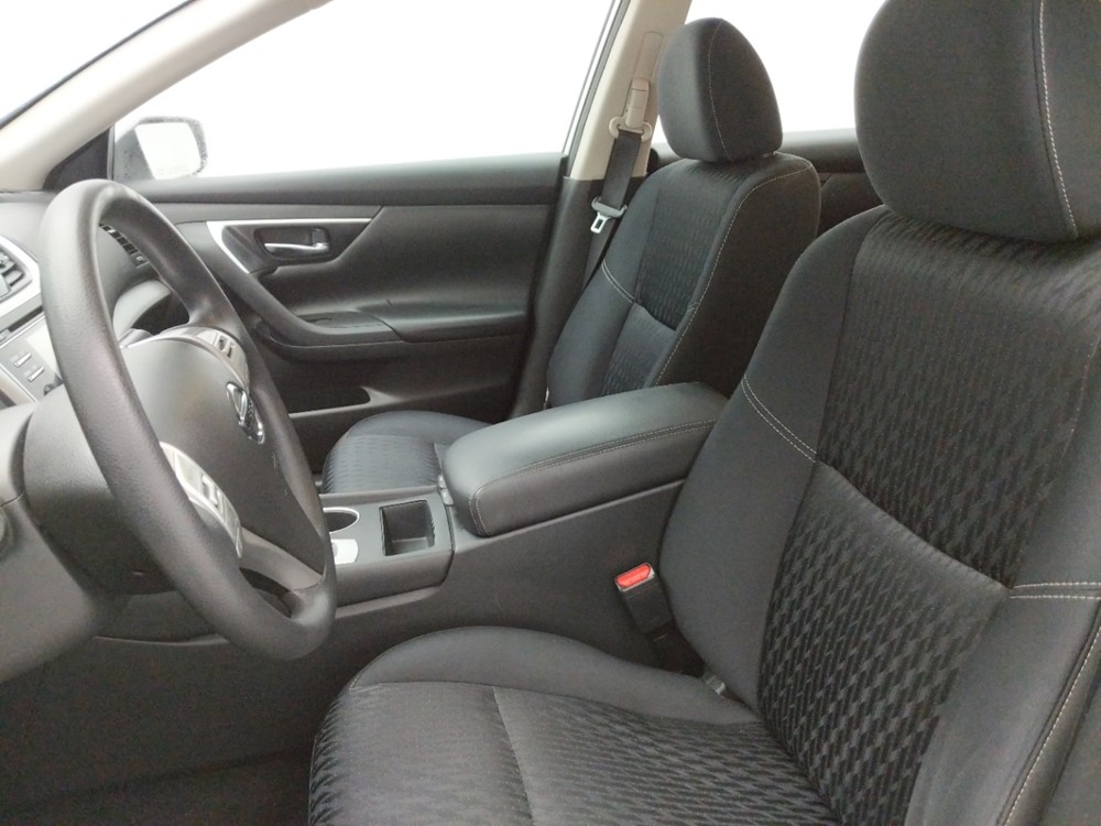 2017 Nissan Altima - Driver Front Seat