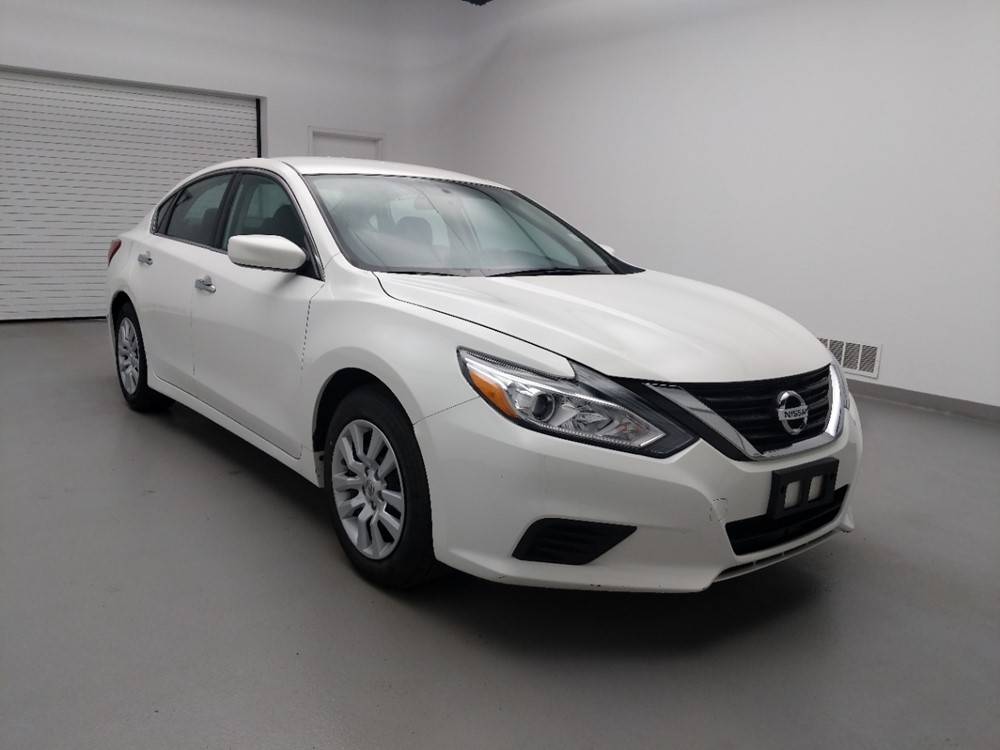 2017 Nissan Altima - Passenger Front Bumper