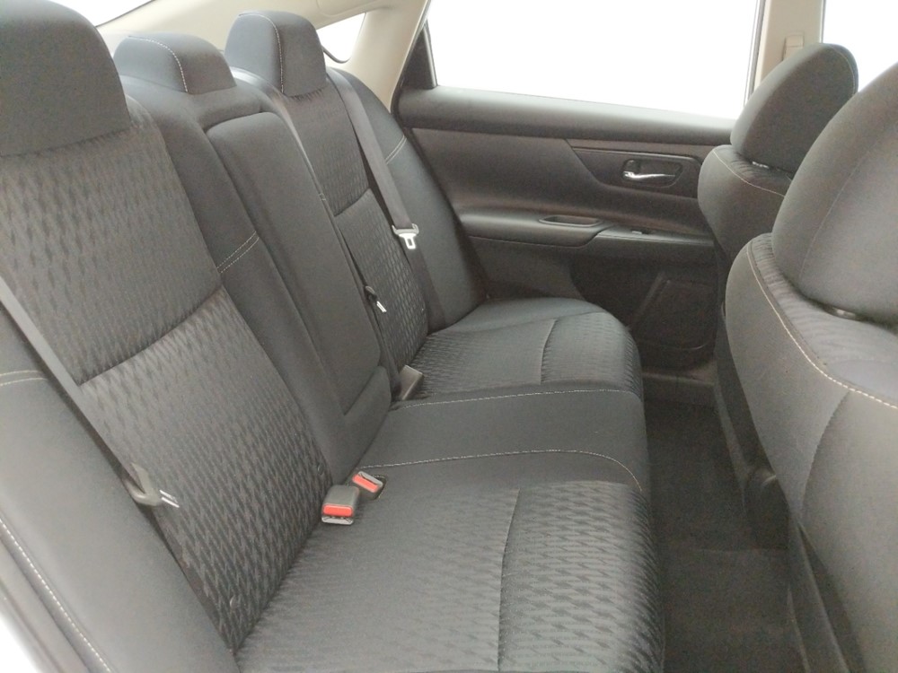 2017 Nissan Altima - Passenger Rear Seat