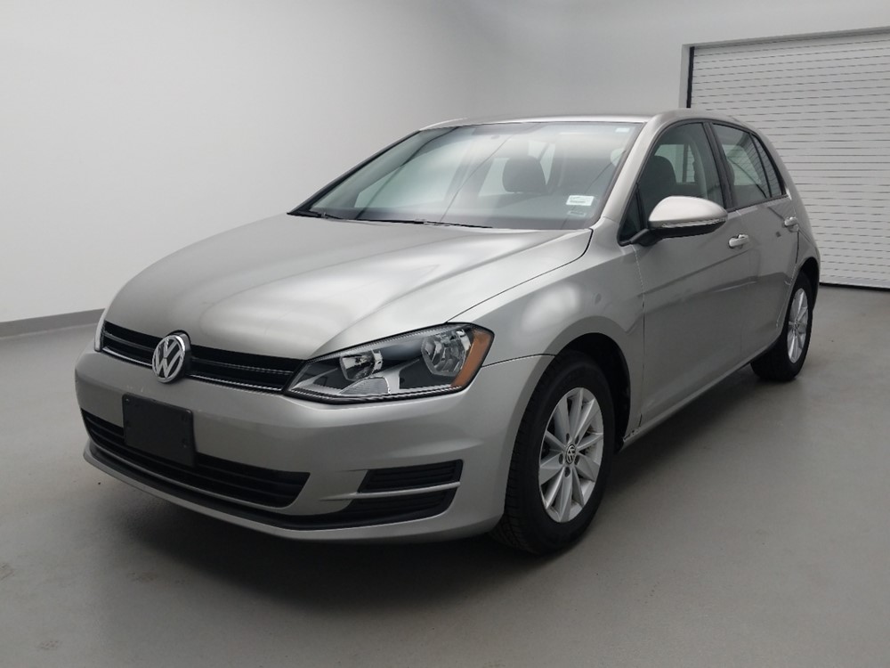 2017 Volkswagen Golf - Driver Front Bumper