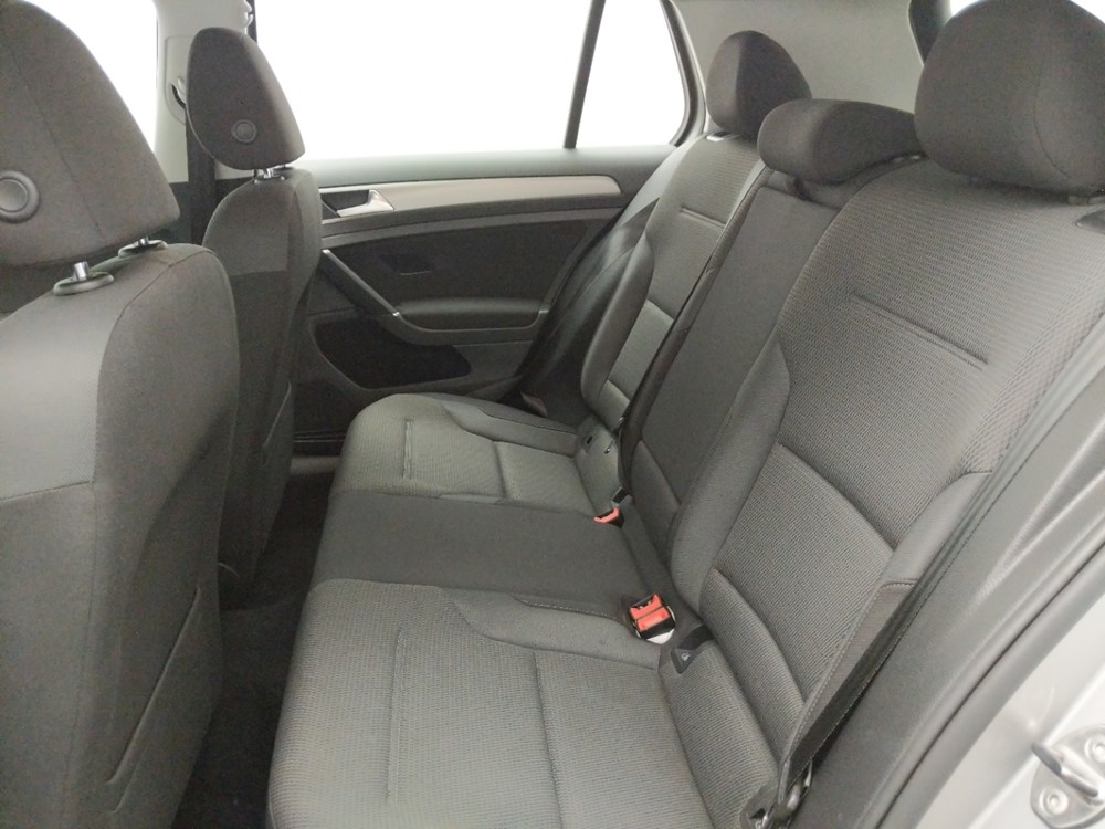 2017 Volkswagen Golf - Driver Rear Seat