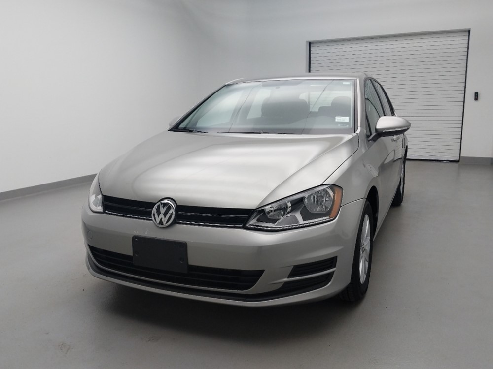 2017 Volkswagen Golf - Driver Front Hood