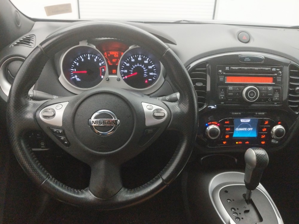 2013 Nissan JUKE - Driver Dash