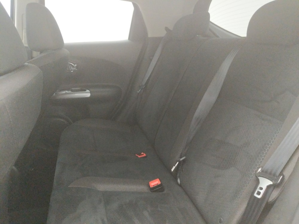 2013 Nissan JUKE - Driver Rear Seat