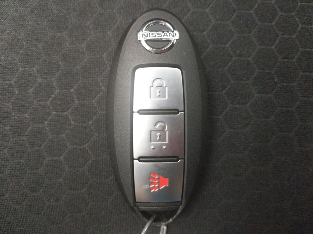 2013 Nissan JUKE - Keys