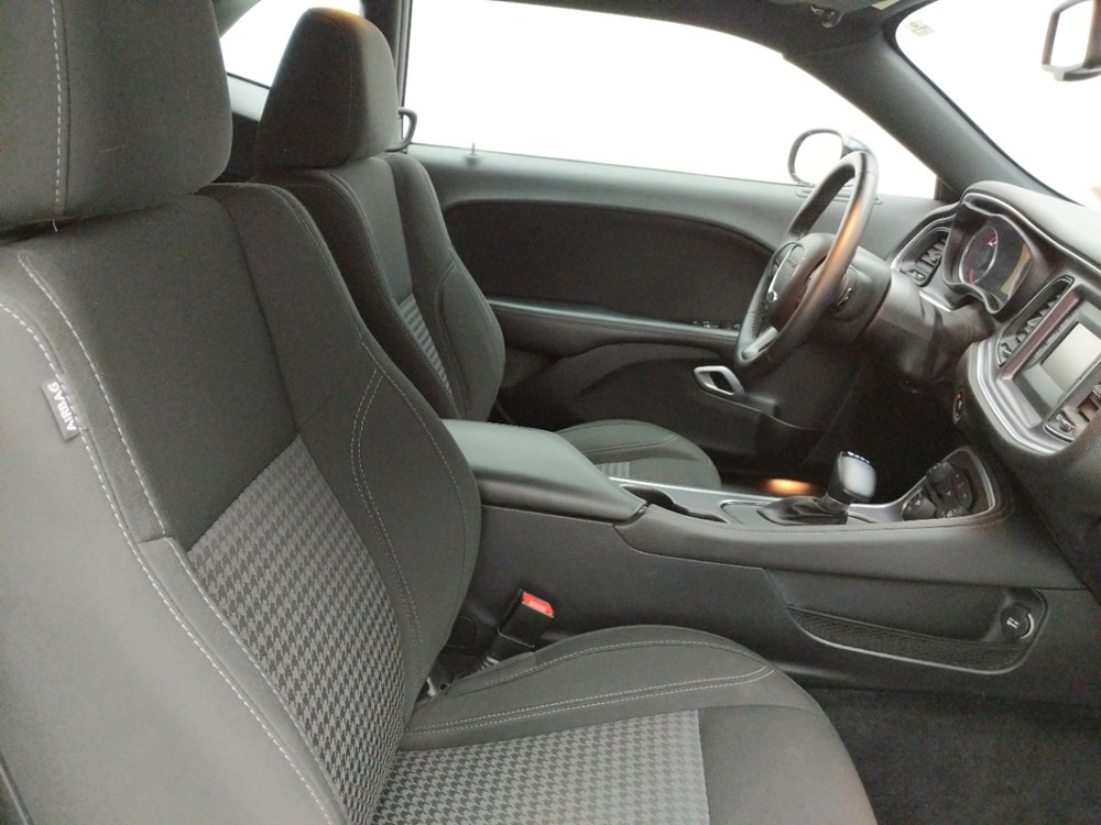 2016 Dodge Challenger - Passenger Front Seat