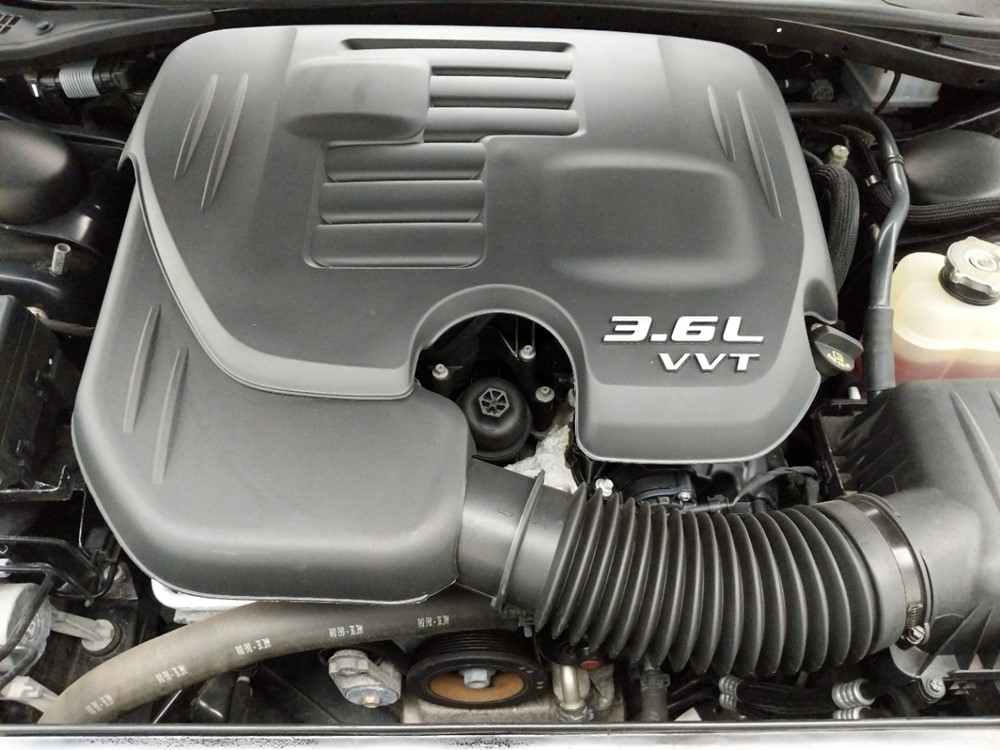 2016 Dodge Challenger - Engine
